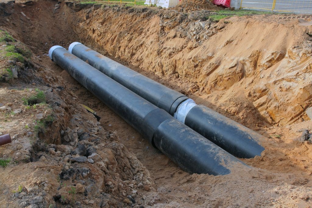 Industrial Pipe Repair Company Work on Pipes