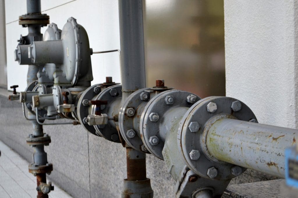 Gas Line Leak Repair on Pipe